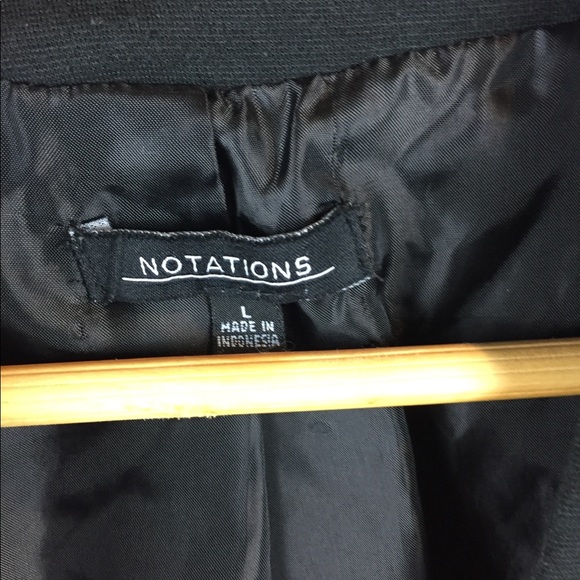 *3 for $30* Large black blazer - Picture 4 of 7